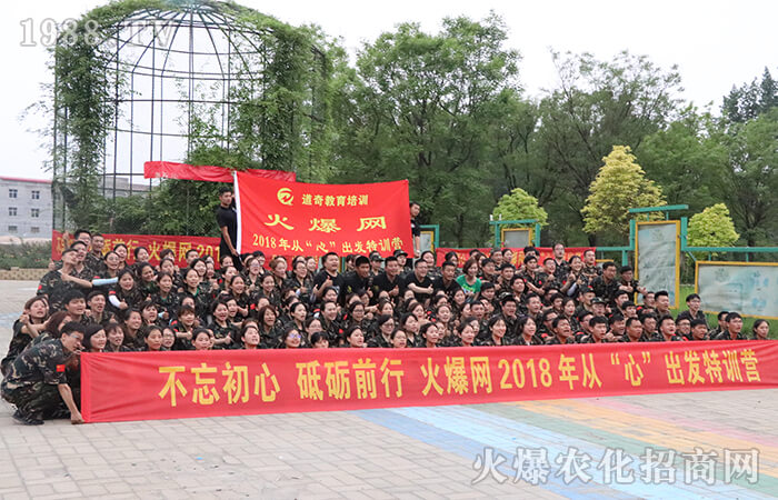 因?yàn)橛小澳恪? 生活而絢爛