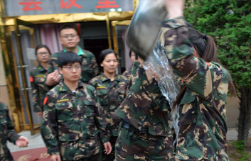 失敗并不可怕，可怕的是你失去面對失敗的勇氣！